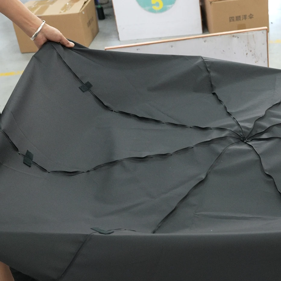 Umbrella canopy inspection at Topumbrella factory