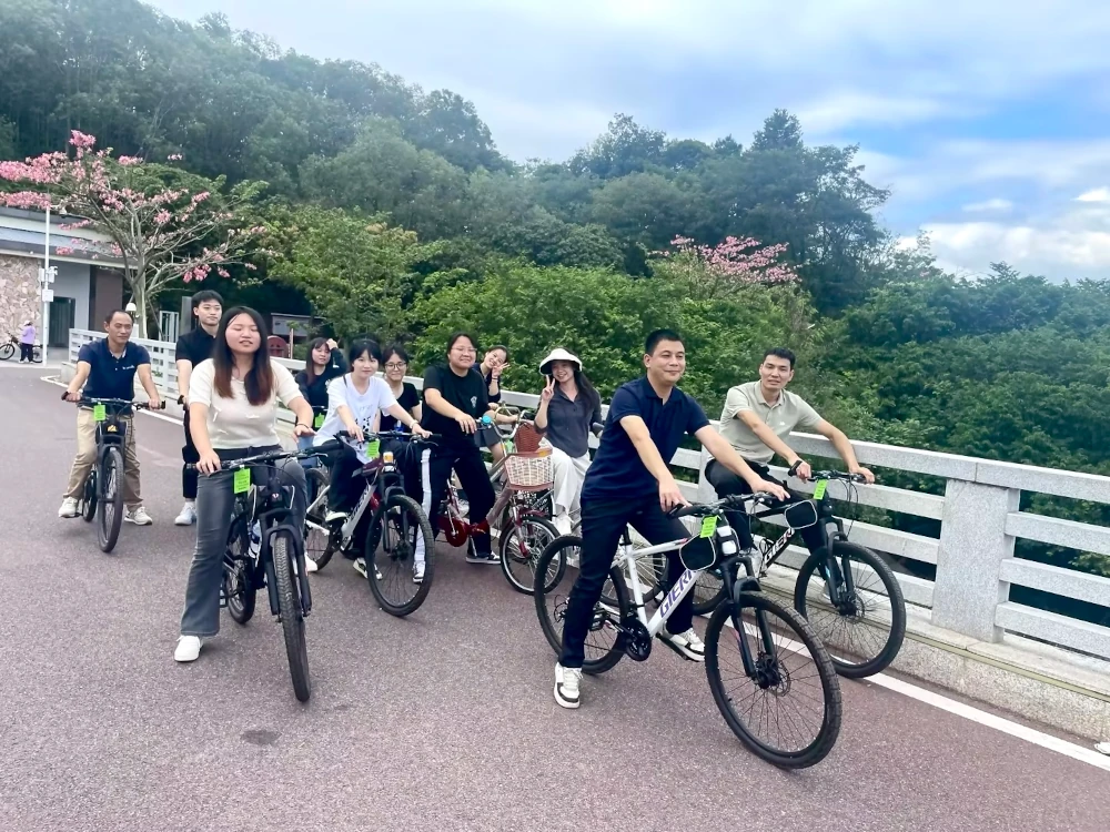 🚴 Cycling Together Factory staff bonding activity